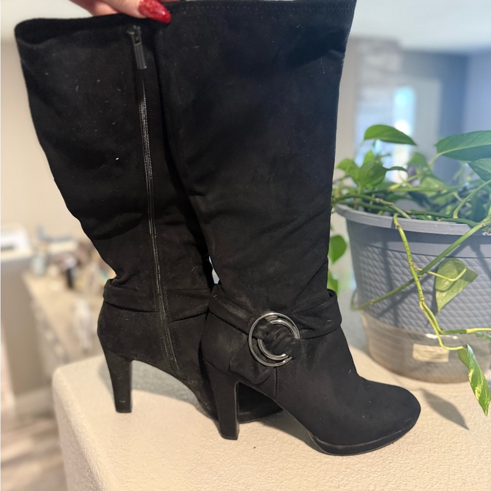 Elegant Black Women's Boots